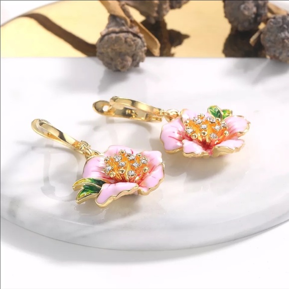 NEW Pink Blossom Flower Earrings - Picture 5 of 6
